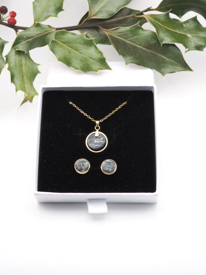 Set:  black and gold Necklace with Earrings Mystic Onyx