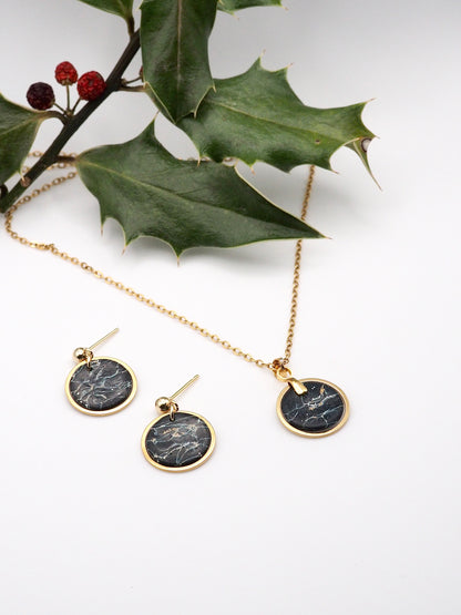 Set:  black and gold Necklace with Earrings Mystic Onyx