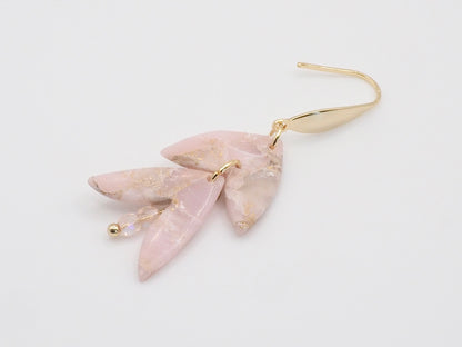 Rose dangle earring - Aphrodite's Breath