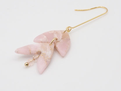 Rose dangle earring - Aphrodite's Breath